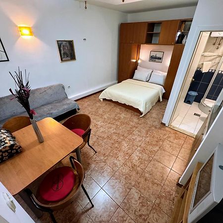 Grgur Studio Apartments Split Bagian luar foto