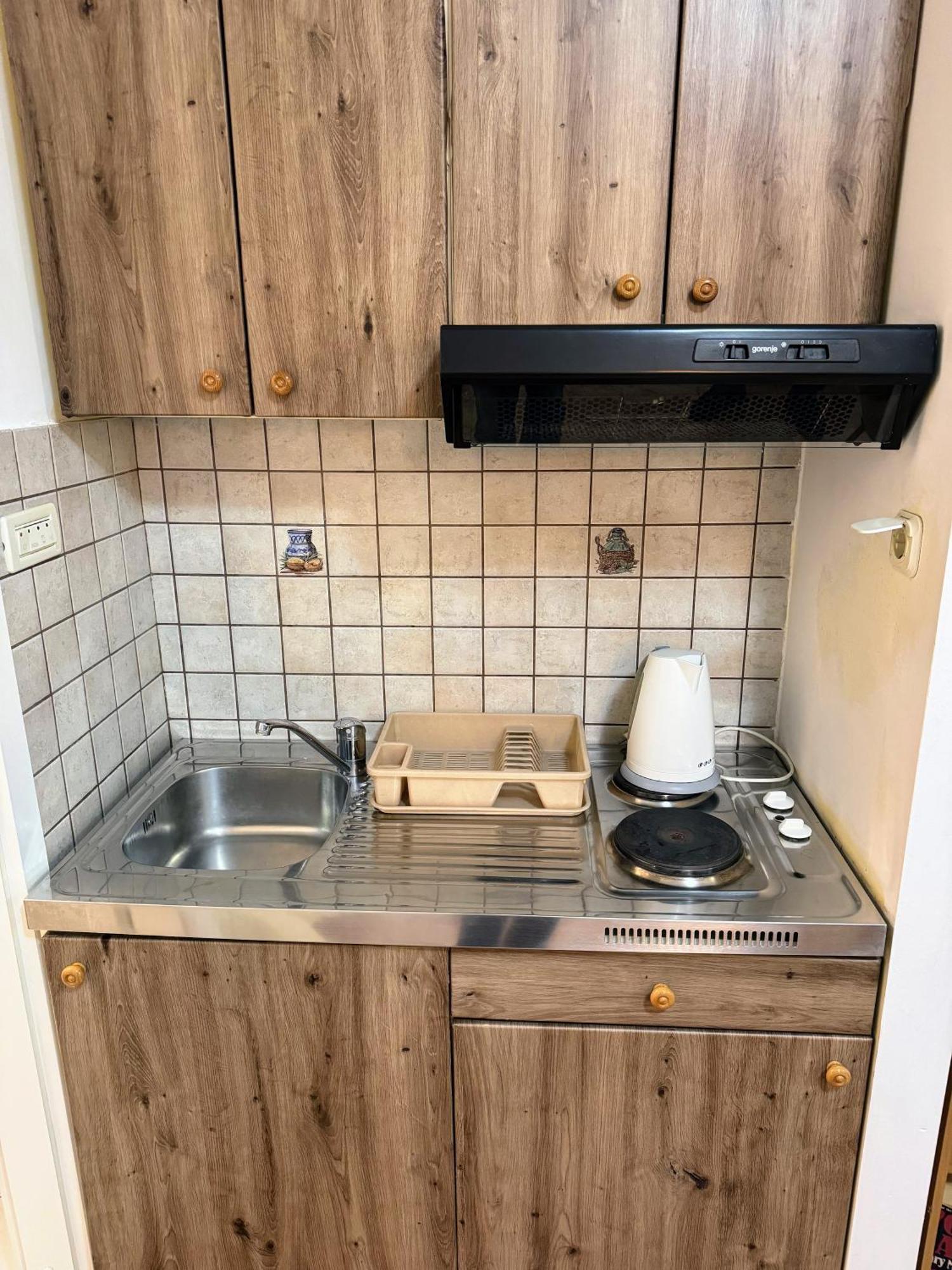 Grgur Studio Apartments Split Bagian luar foto